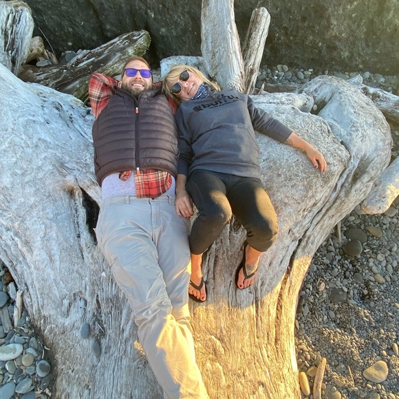 Meet your Posher, Clover - Picture 3 of 11